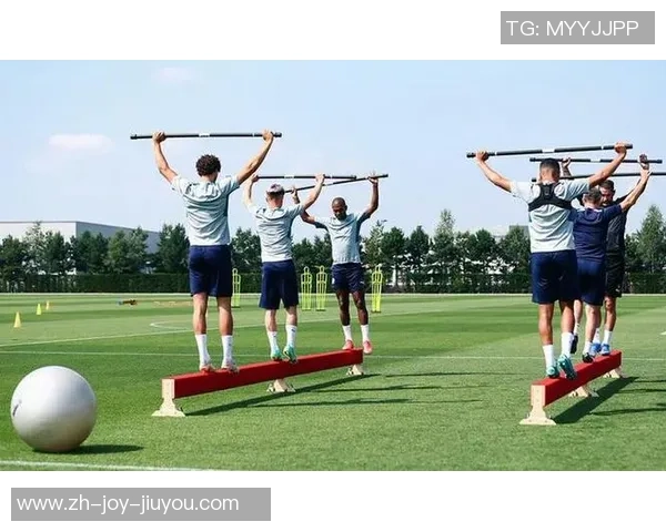 考试期间如何平衡学习与足球训练的有效策略与技巧分享 考试期间如何平衡学习与足球训练的有效策略与技巧分享