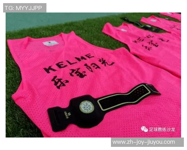 破裂足球的背后故事与影响探讨:从运动到文化的多维解读 破裂足球的背后故事与影响探讨:从运动到文化的多维解读