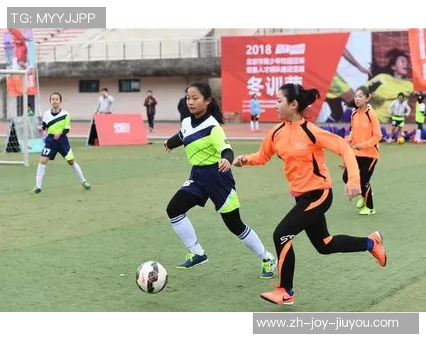 足球丁娜的传奇之路如何改变了女性足球的未来与发展 足球丁娜的传奇之路如何改变了女性足球的未来与发展