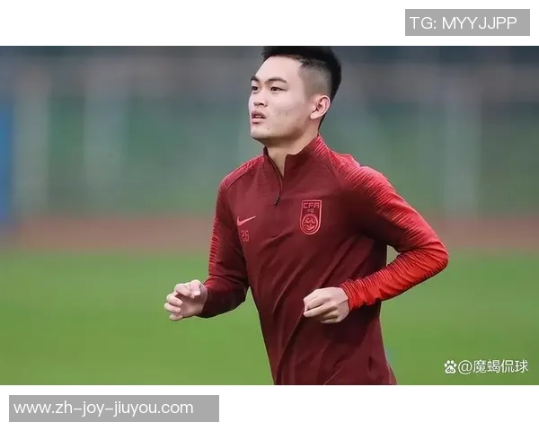 陈镇足球崛起之路:从小镇到全国赛场的奋斗与梦想 陈镇足球崛起之路:从小镇到全国赛场的奋斗与梦想